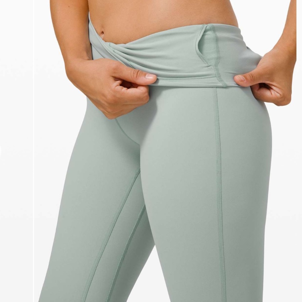 LULULEMON - Align Pant II 25" - Picture 3 of 10